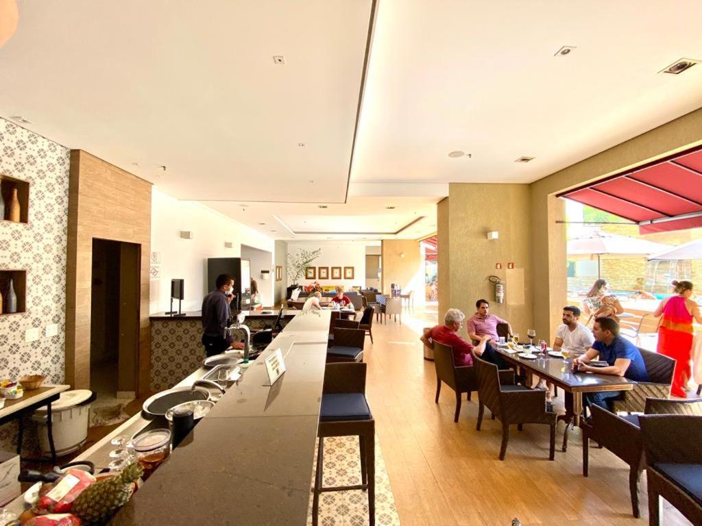 ריבייראו פרטו Flat Completo Com Servicos Em Hotel 5 Estrelas מראה חיצוני תמונה